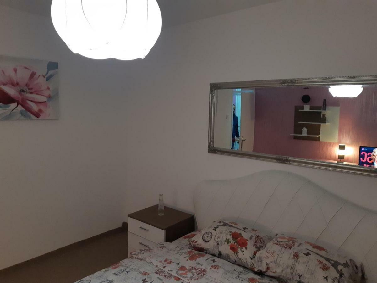 Apartment No. 5 Cacak Bagian luar foto